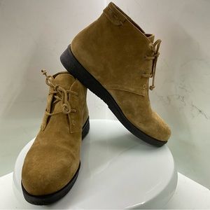 Via Spiga Brown Suede Chukka booties size 8